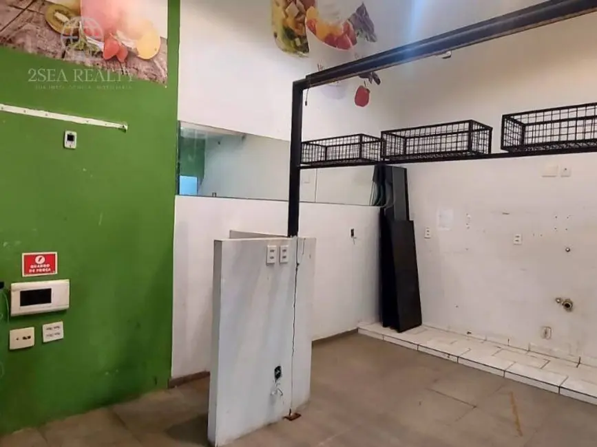 Foto 2 de Loja para alugar, 55m2 em Gonzaga, Santos - SP