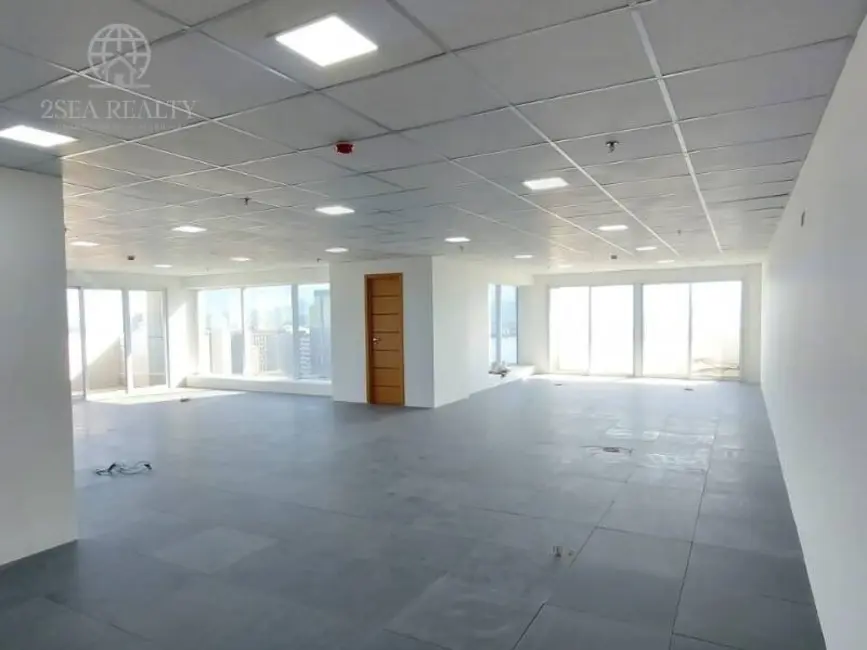 Sala Comercial à venda, 150m2 em Centro, Santos - SP - imagem 2 Foto 2 de Sala Comercial à venda, 150m2 em Centro, Santos - SP
