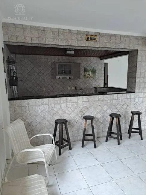 Foto 3 de Casa com 5 quartos à venda, 185m2 em Embaré, Santos - SP