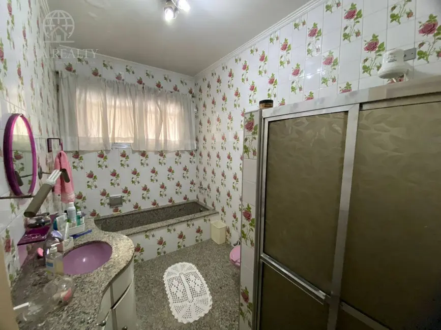 Casa com 3 quartos à venda, 318m2 em Vila Belmiro, Santos - SP - imagem 7 Foto 7 de Casa com 3 quartos à venda, 318m2 em Vila Belmiro, Santos - SP