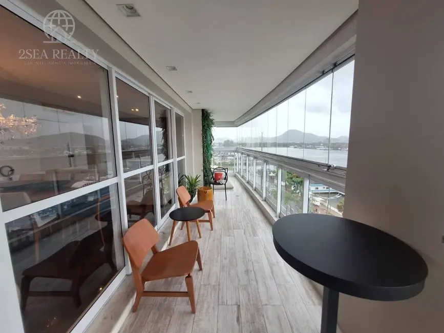 Apartamento com 4 quartos à venda, 189m2 em Ponta da Praia, Santos - SP - imagem 4 Foto 4 de Apartamento com 4 quartos à venda, 189m2 em Ponta da Praia, Santos - SP