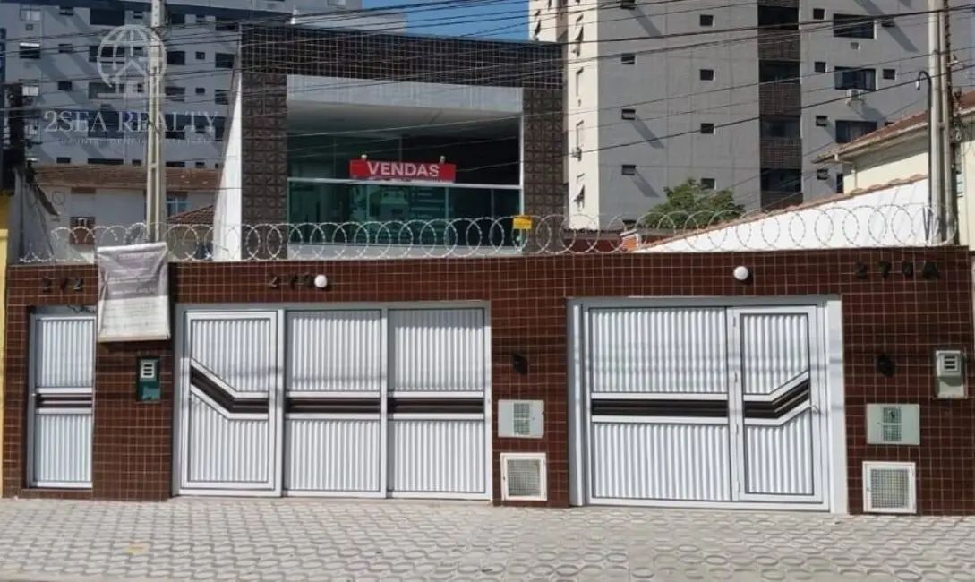 Foto 2 de Casa com 3 quartos à venda em Embaré, Santos - SP