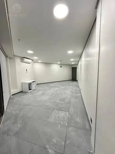 Foto 1 de Sala Comercial para alugar, 42m2 em Valongo, Santos - SP