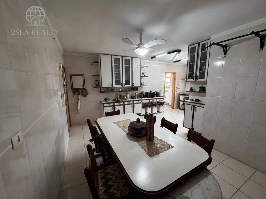 Foto 5 de Apartamento com 3 quartos à venda em Ponta da Praia, Santos - SP
