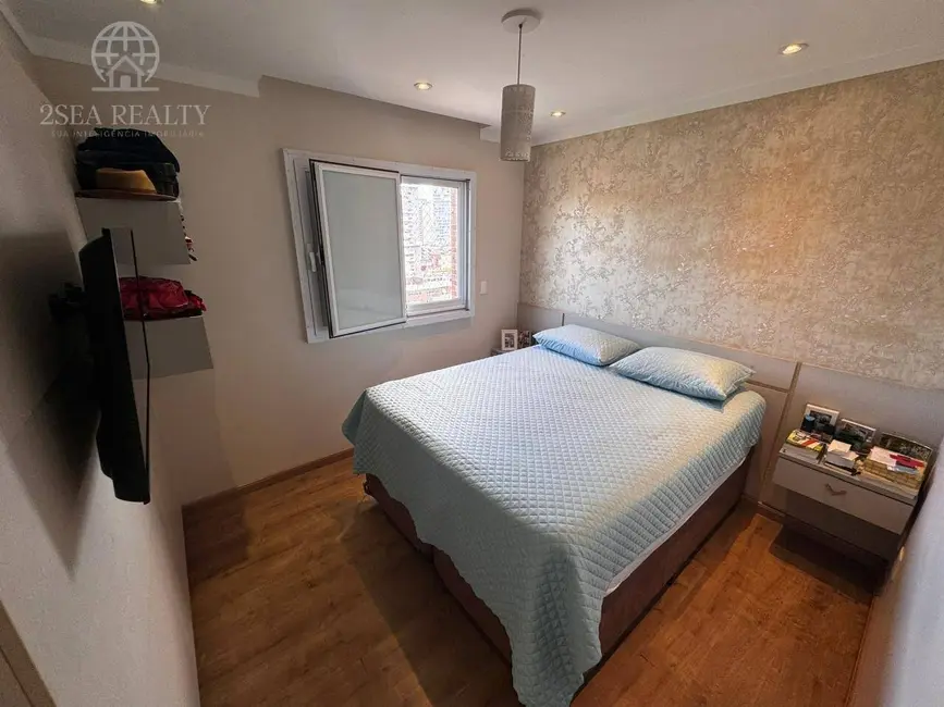 Apartamento com 3 quartos à venda e para alugar, 109m2 em Gonzaga, Santos - SP - imagem 9 Foto 9 de Apartamento com 3 quartos à venda e para alugar, 109m2 em Gonzaga, Santos - SP