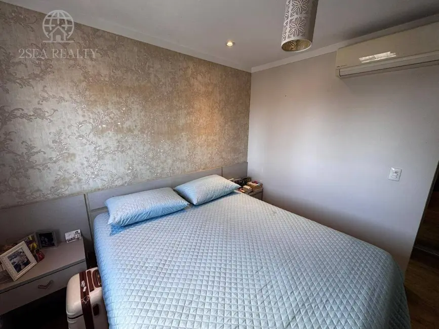 Apartamento com 3 quartos à venda e para alugar, 109m2 em Gonzaga, Santos - SP - imagem 8 Foto 8 de Apartamento com 3 quartos à venda e para alugar, 109m2 em Gonzaga, Santos - SP