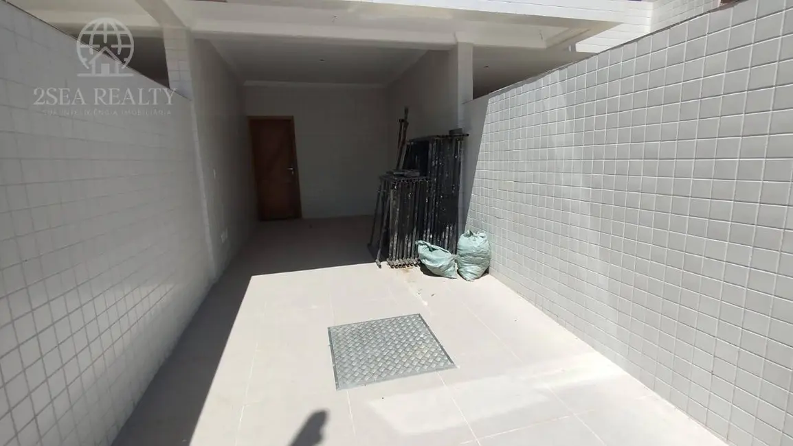 Foto 2 de Sobrado com 3 quartos à venda, 220m2 em Embaré, Santos - SP