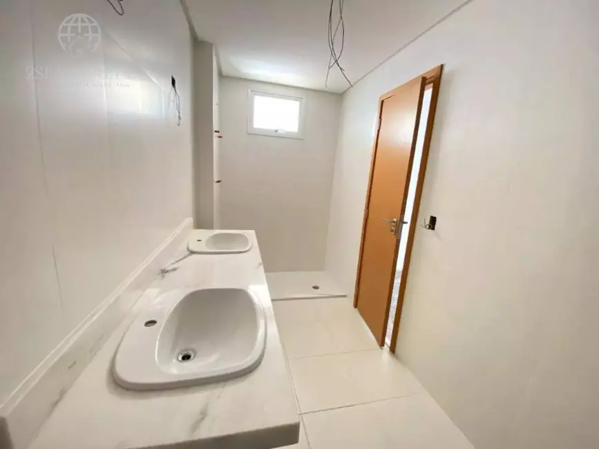 Foto 3 de Apartamento com 4 quartos à venda, 210m2 em Embaré, Santos - SP