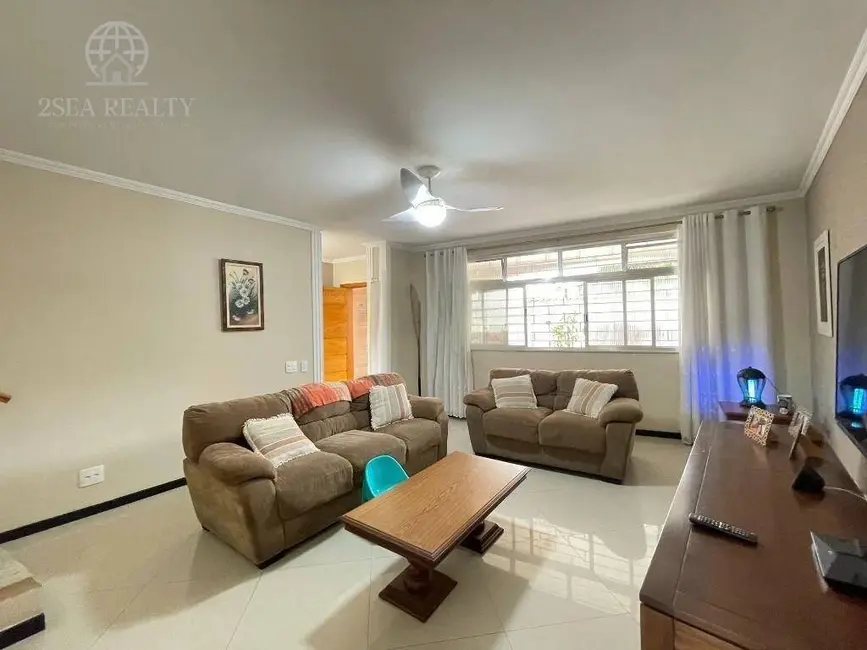 Foto 2 de Sobrado com 3 quartos à venda, 156m2 em Aparecida, Santos - SP