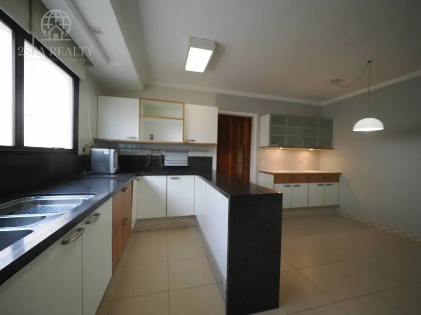 Foto 8 de Apartamento com 4 quartos à venda, 226m2 em Cambuí, Campinas - SP