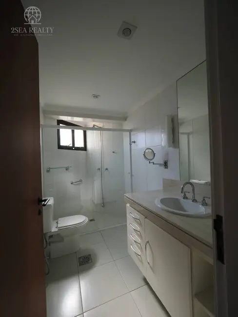 Foto 3 de Apartamento com 4 quartos à venda, 226m2 em Cambuí, Campinas - SP