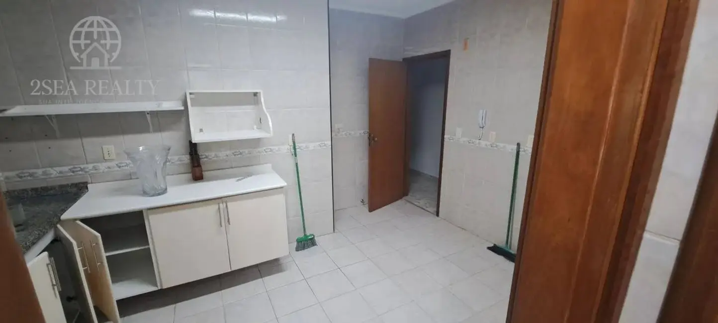 Foto 2 de Apartamento com 2 quartos à venda, 81m2 em Marapé, Santos - SP
