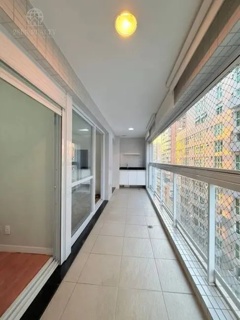 Apartamento com 2 quartos à venda e para alugar em Gonzaga, Santos - SP - imagem 3 Foto 3 de Apartamento com 2 quartos à venda e para alugar em Gonzaga, Santos - SP