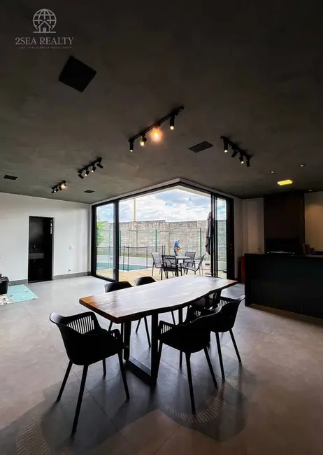 Casa com 3 quartos à venda, 229m2 em Swiss Park, Campinas - SP - imagem 3 Foto 3 de Casa com 3 quartos à venda, 229m2 em Swiss Park, Campinas - SP