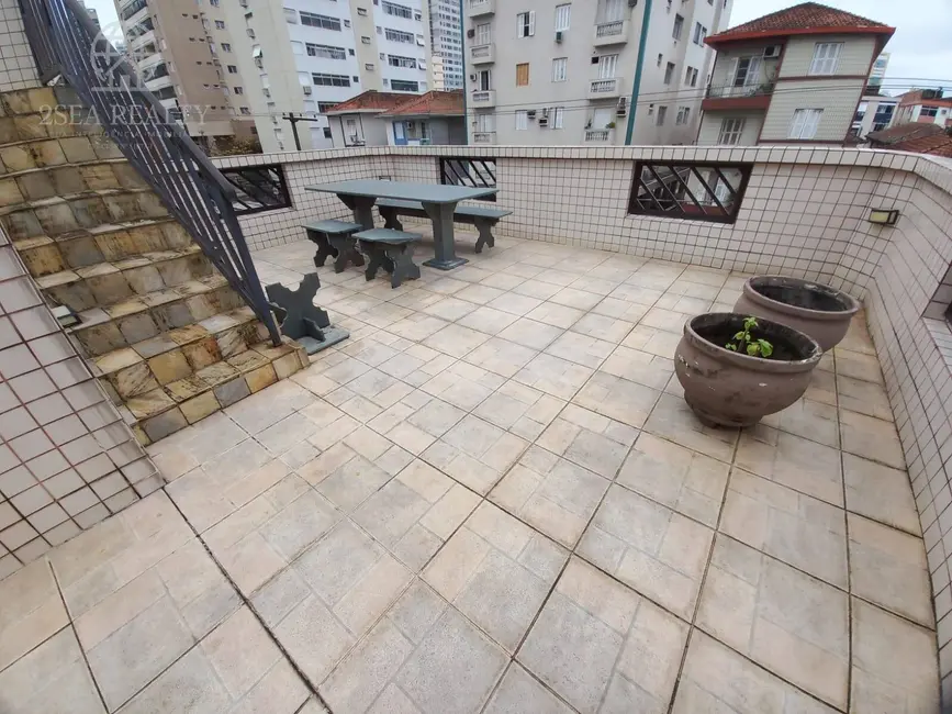 Casa com 5 quartos à venda, 330m2 em Embaré, Santos - SP - imagem 3 Foto 3 de Casa com 5 quartos à venda, 330m2 em Embaré, Santos - SP