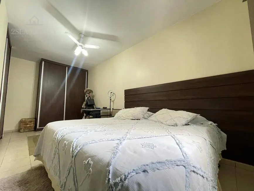 Foto 7 de Casa com 4 quartos à venda, 240m2 em Campo Grande, Santos - SP