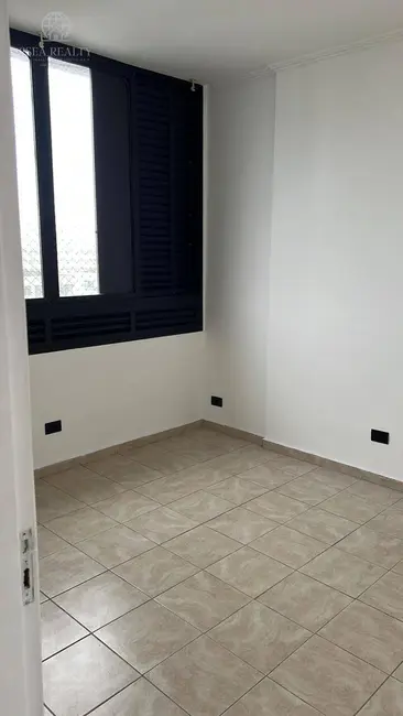 Apartamento com 2 quartos para alugar, 70m2 em Gonzaga, Santos - SP - imagem 3 Foto 3 de Apartamento com 2 quartos para alugar, 70m2 em Gonzaga, Santos - SP