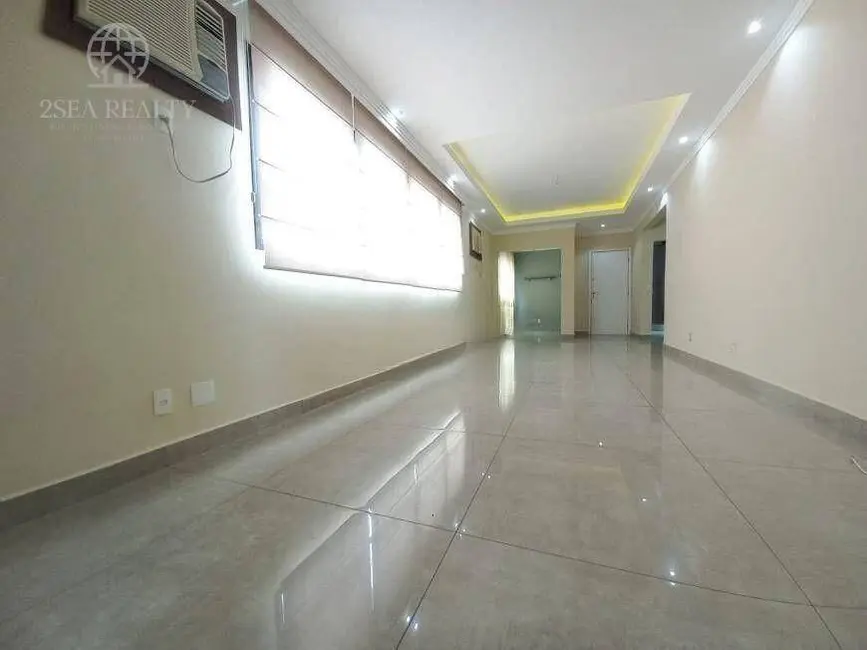Apartamento com 3 quartos à venda, 192m2 em Pompéia, Santos - SP - imagem 3 Foto 3 de Apartamento com 3 quartos à venda, 192m2 em Pompéia, Santos - SP