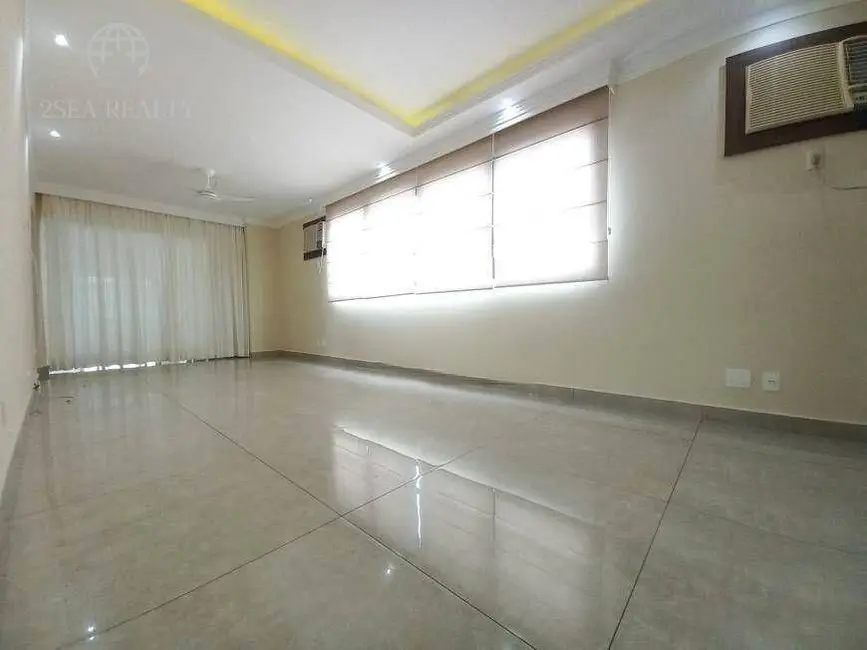 Apartamento com 3 quartos à venda, 192m2 em Pompéia, Santos - SP - imagem 4 Foto 4 de Apartamento com 3 quartos à venda, 192m2 em Pompéia, Santos - SP