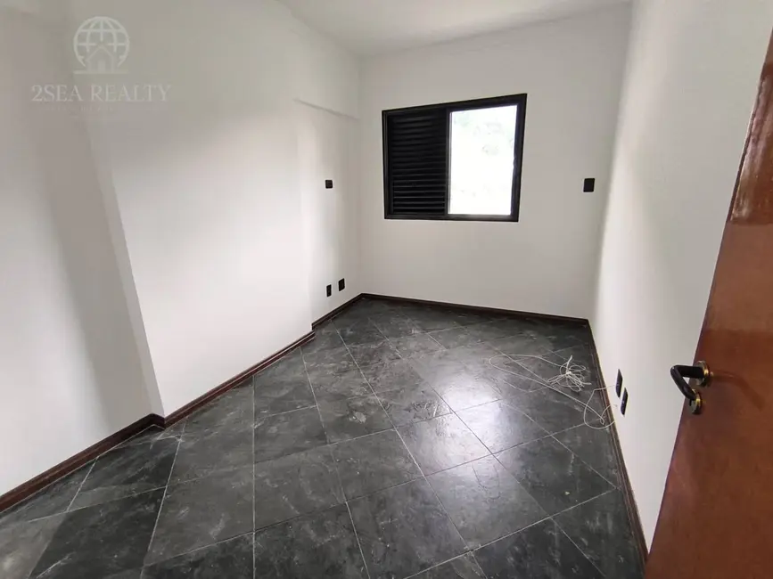 Apartamento com 2 quartos para alugar em Marapé, Santos - SP - imagem 8 Foto 8 de Apartamento com 2 quartos para alugar em Marapé, Santos - SP