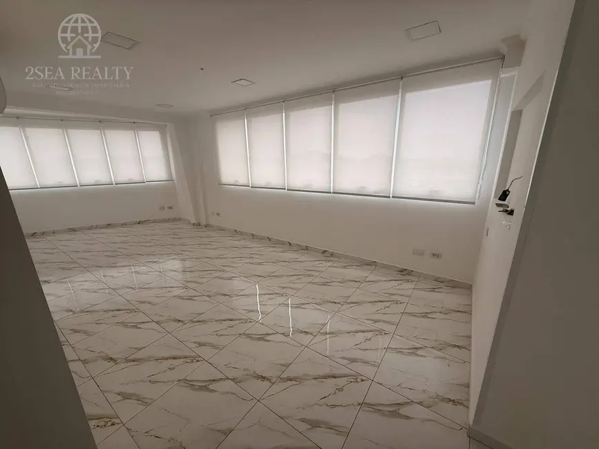 Foto 1 de Sala Comercial para alugar, 46m2 em Ponta da Praia, Santos - SP