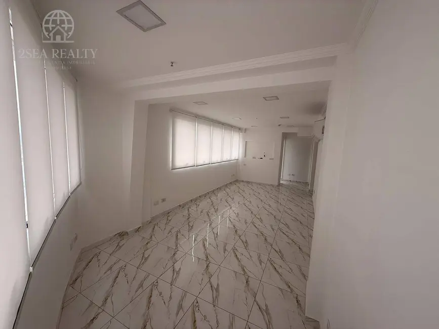 Foto 2 de Sala Comercial para alugar, 46m2 em Ponta da Praia, Santos - SP