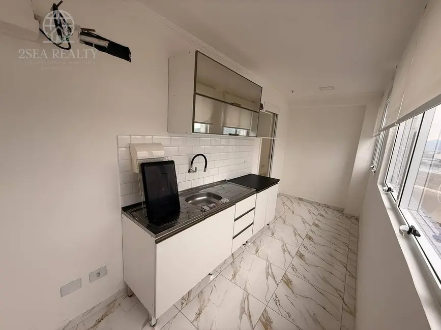 Foto 4 de Sala Comercial para alugar, 46m2 em Ponta da Praia, Santos - SP