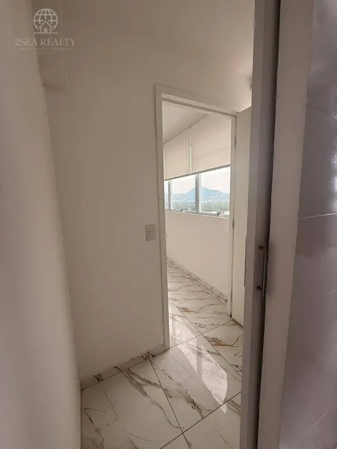 Foto 7 de Sala Comercial para alugar, 46m2 em Ponta da Praia, Santos - SP