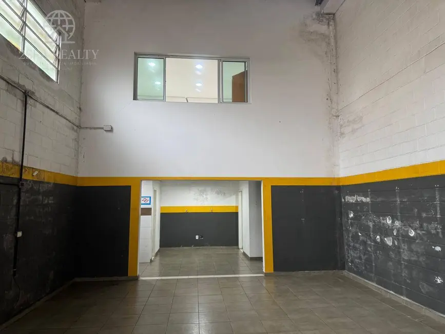 Armazém / Galpão à venda e para alugar, 200m2 em Marapé, Santos - SP - imagem 7 Foto 7 de Armazém / Galpão à venda e para alugar, 200m2 em Marapé, Santos - SP