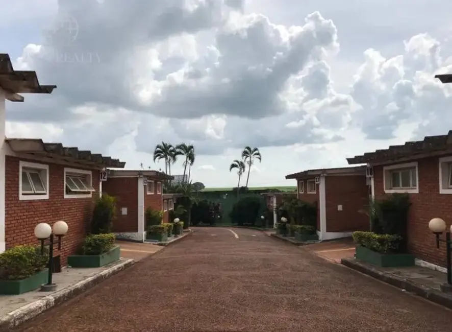 Hotel / Motel com 43 quartos à venda e para alugar, 16000m2 em Engenheiro Carlos de Lacerda Chaves, Ribeirao Preto - SP - imagem 4 Foto 4 de Hotel / Motel com 43 quartos à venda e para alugar, 16000m2 em Engenheiro Carlos de Lacerda Chaves, Ribeirao Preto - SP