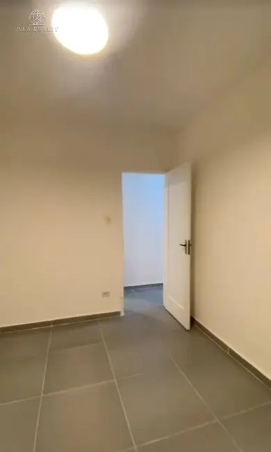 Apartamento com 2 quartos para alugar em Gonzaga, Santos - SP - imagem 9 Foto 9 de Apartamento com 2 quartos para alugar em Gonzaga, Santos - SP