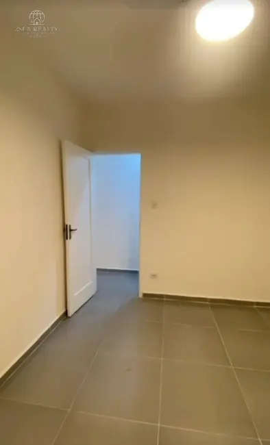 Apartamento com 2 quartos para alugar em Gonzaga, Santos - SP - imagem 6 Foto 6 de Apartamento com 2 quartos para alugar em Gonzaga, Santos - SP