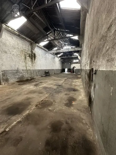 Armazém / Galpão para alugar, 360m2 em Macuco, Santos - SP - imagem 5 Foto 5 de Armazém / Galpão para alugar, 360m2 em Macuco, Santos - SP