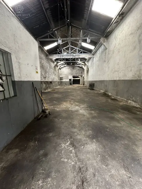 Armazém / Galpão para alugar, 360m2 em Macuco, Santos - SP - imagem 3 Foto 3 de Armazém / Galpão para alugar, 360m2 em Macuco, Santos - SP