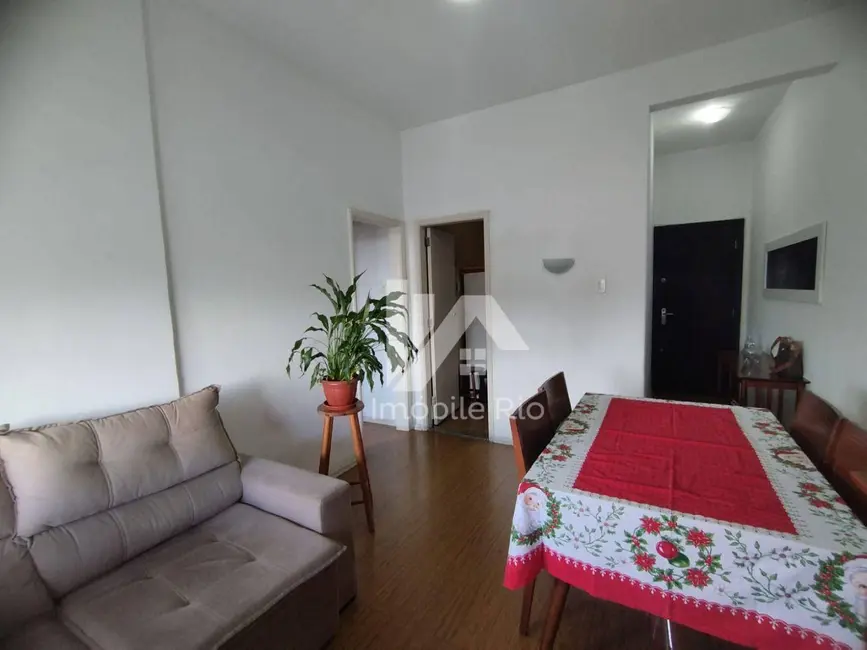 Foto 2 de Apartamento com 2 quartos à venda, 70m2 em Tijuca, Rio De Janeiro - RJ
