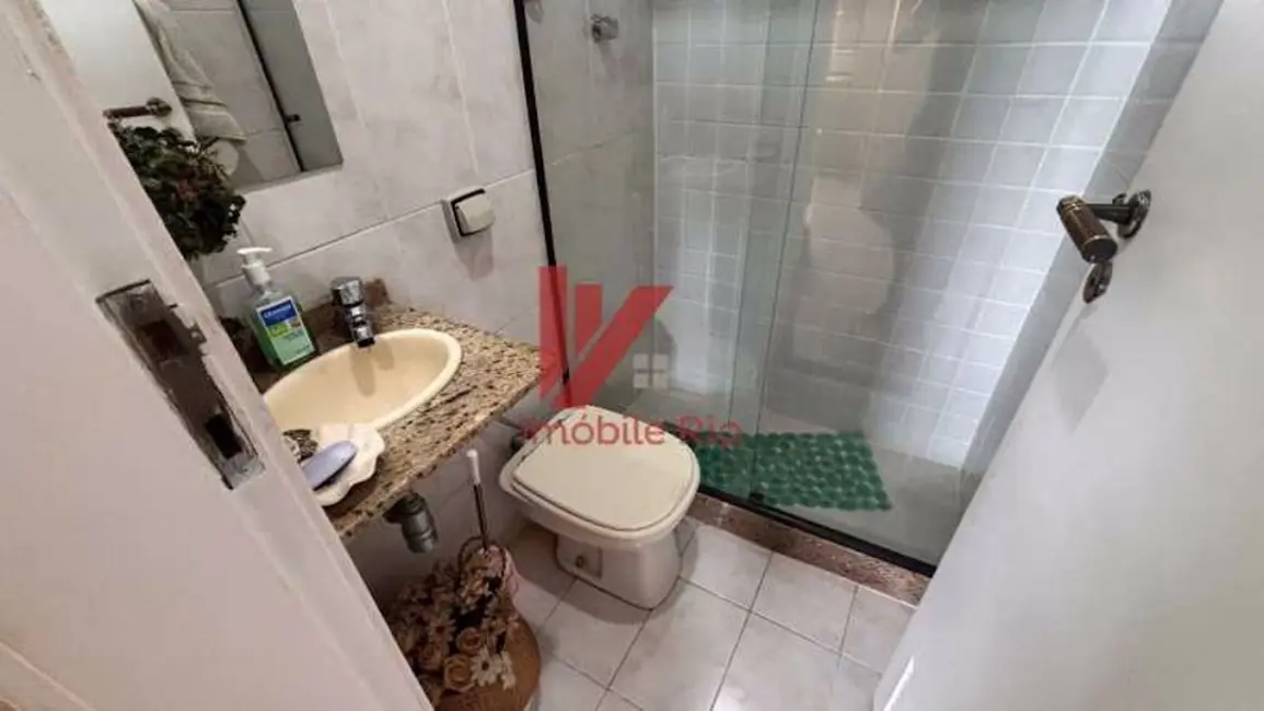 Apartamento com 3 quartos à venda, 85m2 em Tijuca, Rio De Janeiro - RJ - imagem 5 Foto 5 de Apartamento com 3 quartos à venda, 85m2 em Tijuca, Rio De Janeiro - RJ