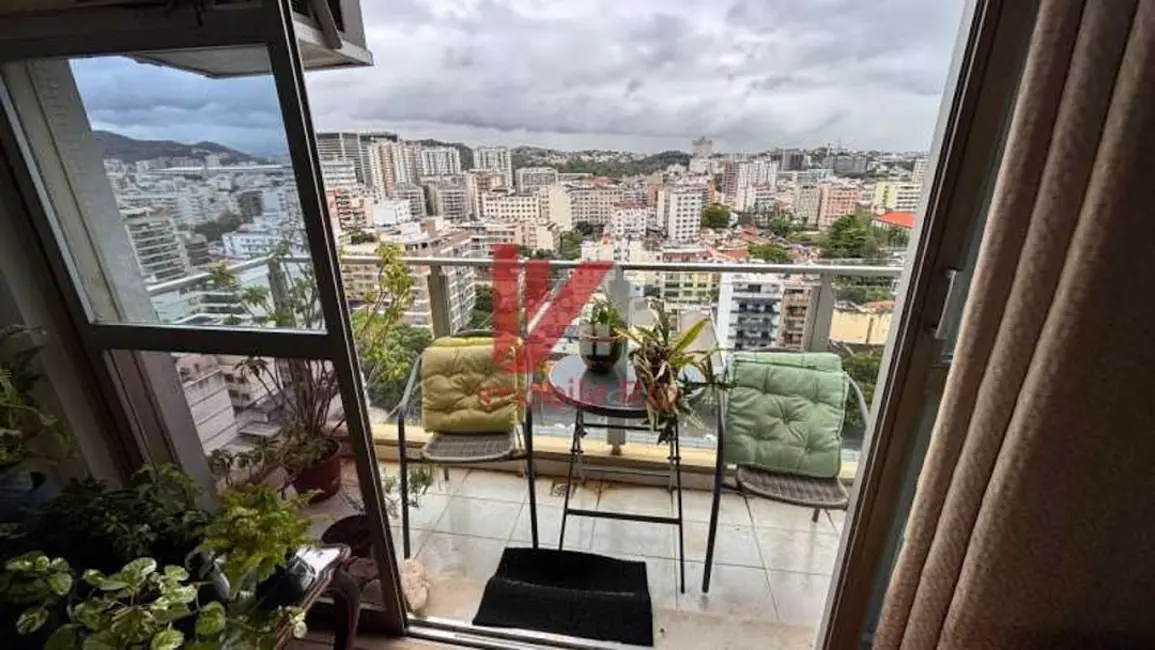 Apartamento com 3 quartos à venda, 85m2 em Tijuca, Rio De Janeiro - RJ - imagem 3 Foto 3 de Apartamento com 3 quartos à venda, 85m2 em Tijuca, Rio De Janeiro - RJ