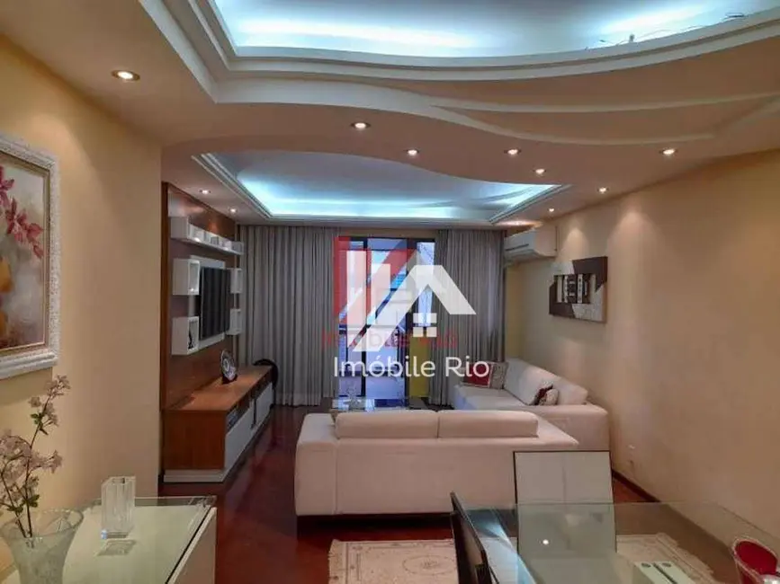 Apartamento com 4 quartos à venda, 140m2 em Tijuca, Rio De Janeiro - RJ - imagem 3 Foto 3 de Apartamento com 4 quartos à venda, 140m2 em Tijuca, Rio De Janeiro - RJ