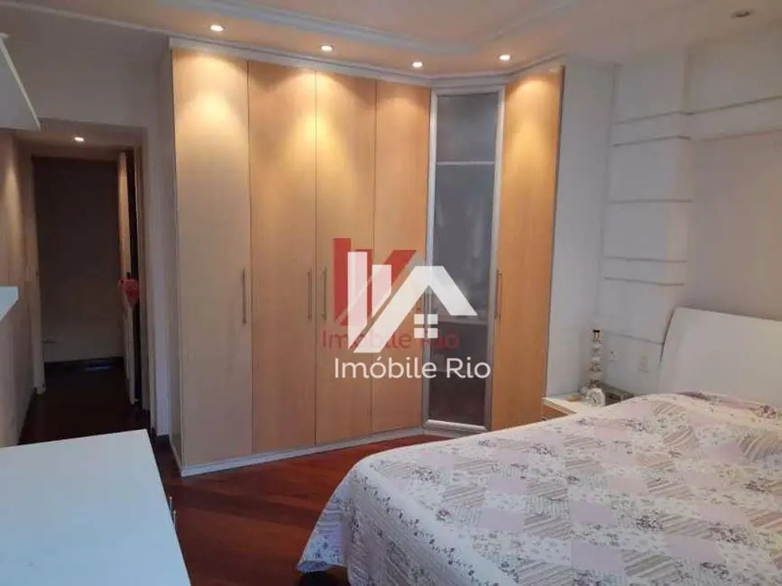 Apartamento com 4 quartos à venda, 140m2 em Tijuca, Rio De Janeiro - RJ - imagem 9 Foto 9 de Apartamento com 4 quartos à venda, 140m2 em Tijuca, Rio De Janeiro - RJ