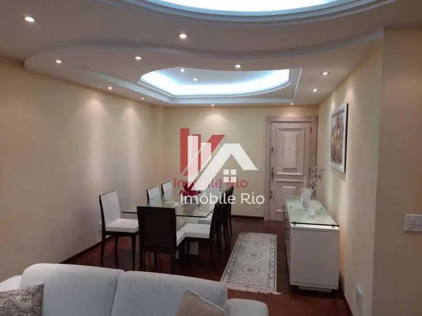 Apartamento com 4 quartos à venda, 140m2 em Tijuca, Rio De Janeiro - RJ - imagem 4 Foto 4 de Apartamento com 4 quartos à venda, 140m2 em Tijuca, Rio De Janeiro - RJ
