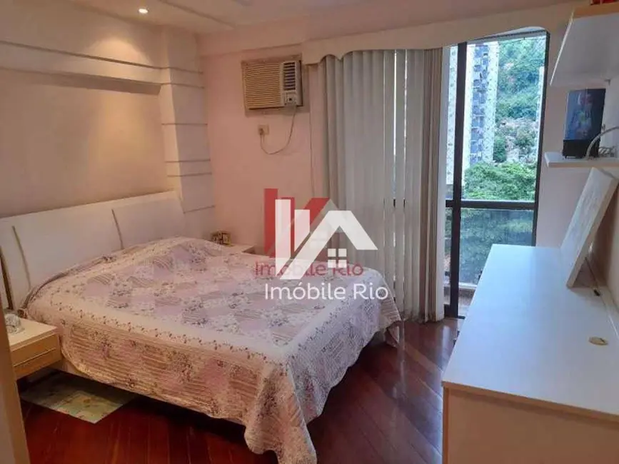 Apartamento com 4 quartos à venda, 140m2 em Tijuca, Rio De Janeiro - RJ - imagem 7 Foto 7 de Apartamento com 4 quartos à venda, 140m2 em Tijuca, Rio De Janeiro - RJ