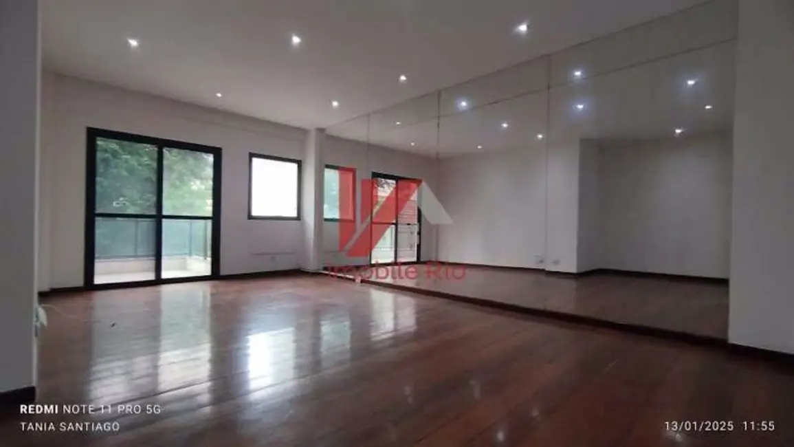 Apartamento com 2 quartos à venda, 125m2 em Tijuca, Rio De Janeiro - RJ - imagem 2 Foto 2 de Apartamento com 2 quartos à venda, 125m2 em Tijuca, Rio De Janeiro - RJ