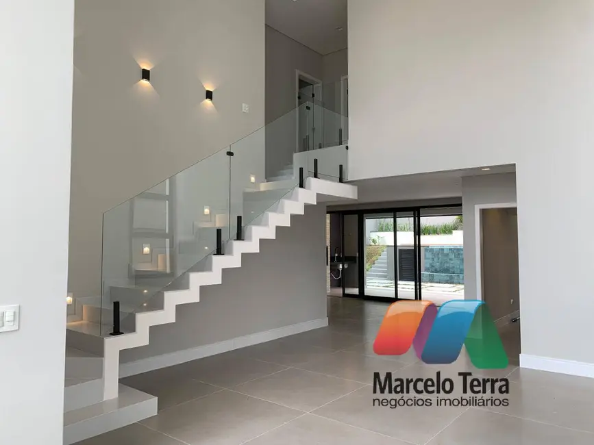 Casa de Condomínio com 4 quartos à venda, 325m2 em Sao Jose Dos Campos - SP - imagem 3 Foto 3 de Casa de Condomínio com 4 quartos à venda, 325m2 em Sao Jose Dos Campos - SP