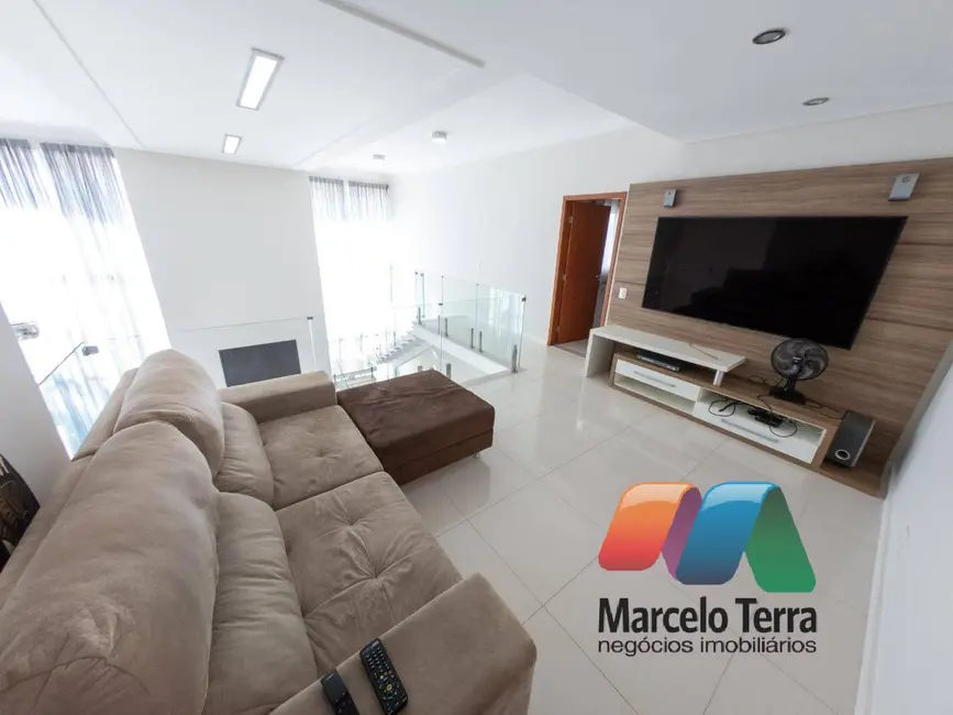 Casa com 4 quartos à venda, 460m2 em Sao Jose Dos Campos - SP - imagem 4 Foto 4 de Casa com 4 quartos à venda, 460m2 em Sao Jose Dos Campos - SP
