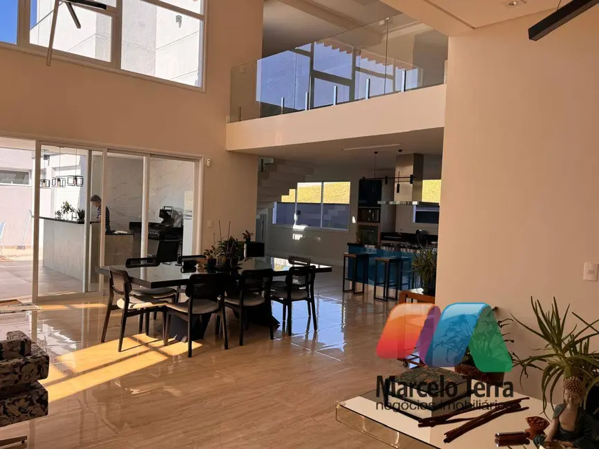 Casa de Condomínio com 4 quartos à venda, 497m2 em Sao Jose Dos Campos - SP - imagem 9 Foto 9 de Casa de Condomínio com 4 quartos à venda, 497m2 em Sao Jose Dos Campos - SP