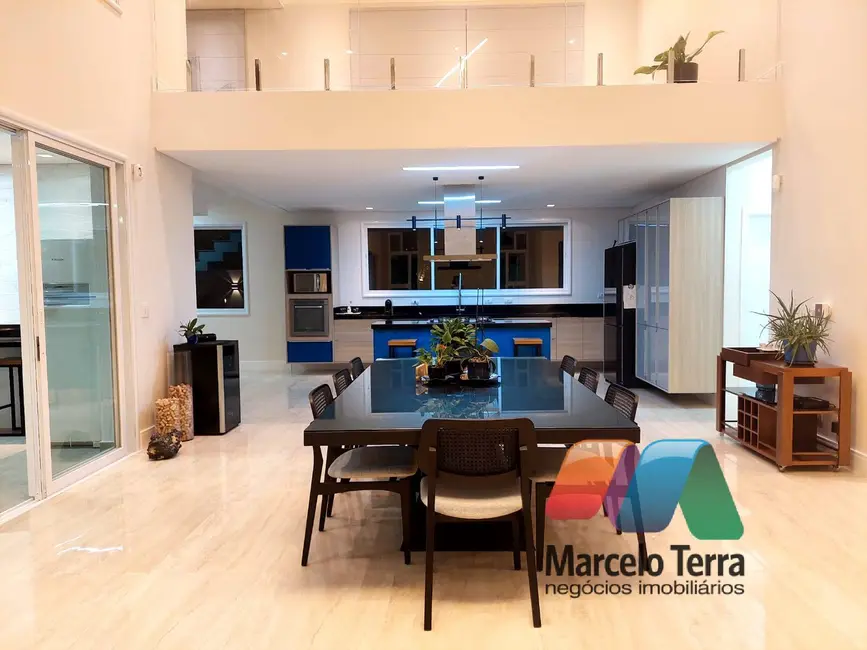 Casa de Condomínio com 4 quartos à venda, 497m2 em Sao Jose Dos Campos - SP - imagem 4 Foto 4 de Casa de Condomínio com 4 quartos à venda, 497m2 em Sao Jose Dos Campos - SP