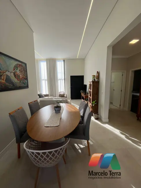 Foto 5 de Casa com 3 quartos à venda, 158m2 em Sao Jose Dos Campos - SP