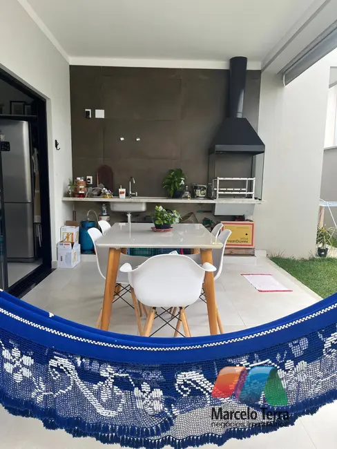 Foto 3 de Casa com 3 quartos à venda, 158m2 em Sao Jose Dos Campos - SP
