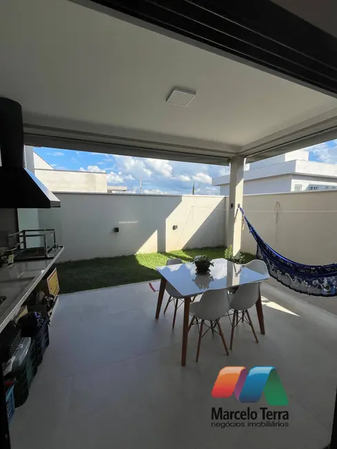 Foto 4 de Casa com 3 quartos à venda, 158m2 em Sao Jose Dos Campos - SP