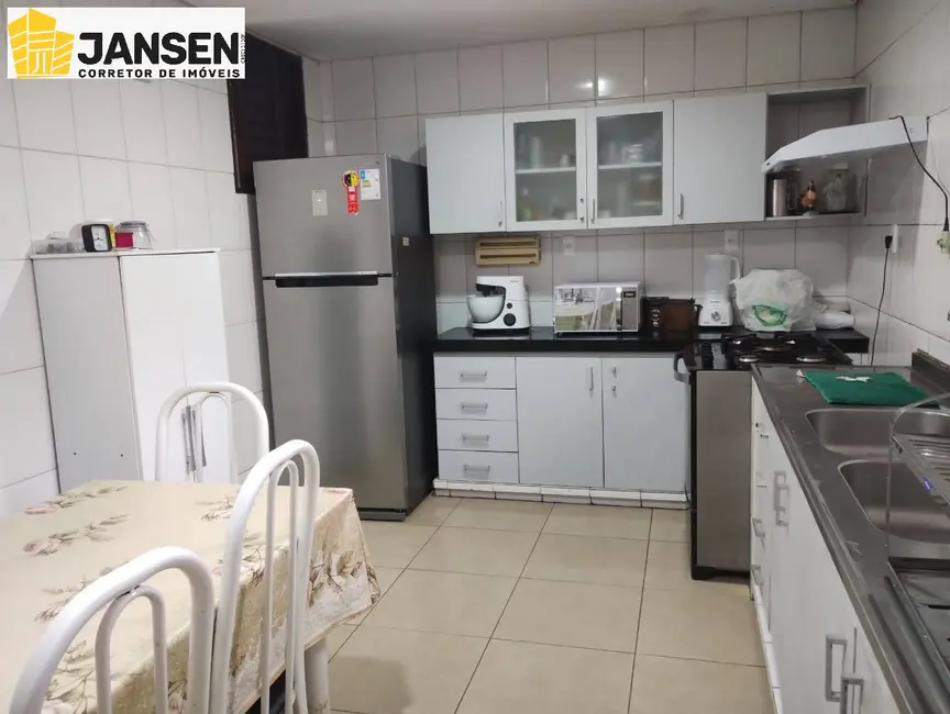 Casa com 3 quartos à venda, 230m2 em Expedicionários, Joao Pessoa - PB - imagem 8 Foto 8 de Casa com 3 quartos à venda, 230m2 em Expedicionários, Joao Pessoa - PB